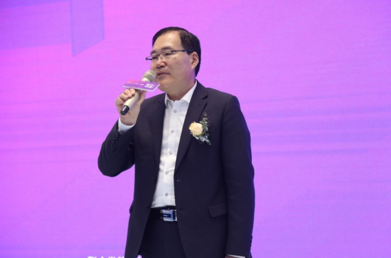 設(shè)計中國X東鵬巖板全國巡回論壇暨墻面巖板發(fā)布會(青島站)11月23日圓滿舉行!_2