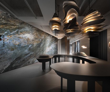 新明珠巖板“質(zhì)”敬315丨365天，為生活，為品質(zhì)，每時(shí)每刻