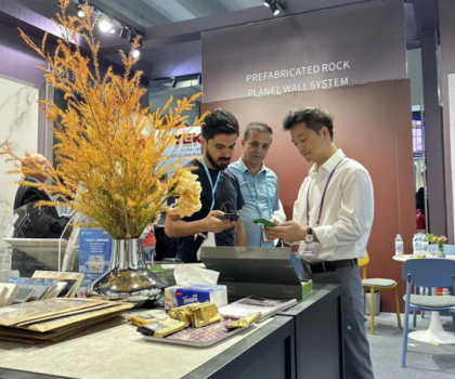 惠達衛浴新品亮相，國際客商排隊圍觀！