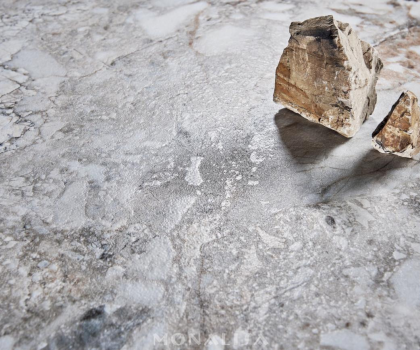 多重光影質感，蒙娜麗莎瓷磚時空石韻系列以技術打造多維質感