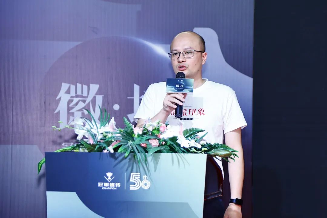 1661561547740904.jpg 冠軍磁磚董事總經(jīng)理龍根.jpg