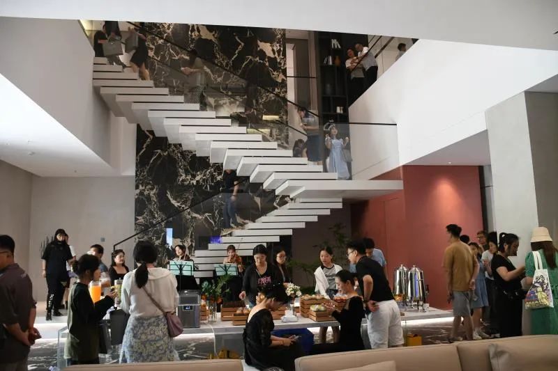 1689730443415616.jpg 19.jpg