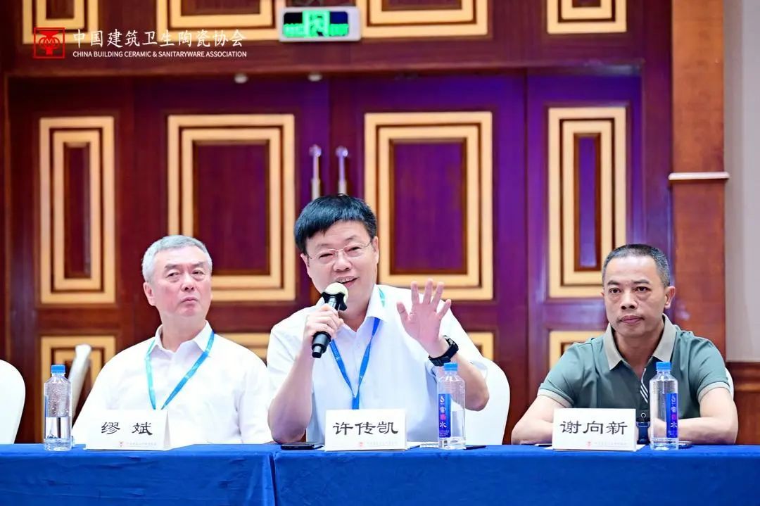 1692090447821663.jpg 1692090447821663.jpg