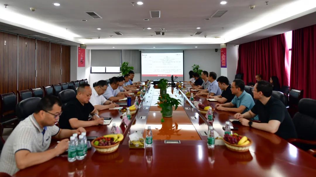 1695372052618333.jpg 助力實現(xiàn)雙碳目標|建材行業(yè)碳排放解剖“麻雀”課題組赴東鵬基地調(diào)研2.jpg