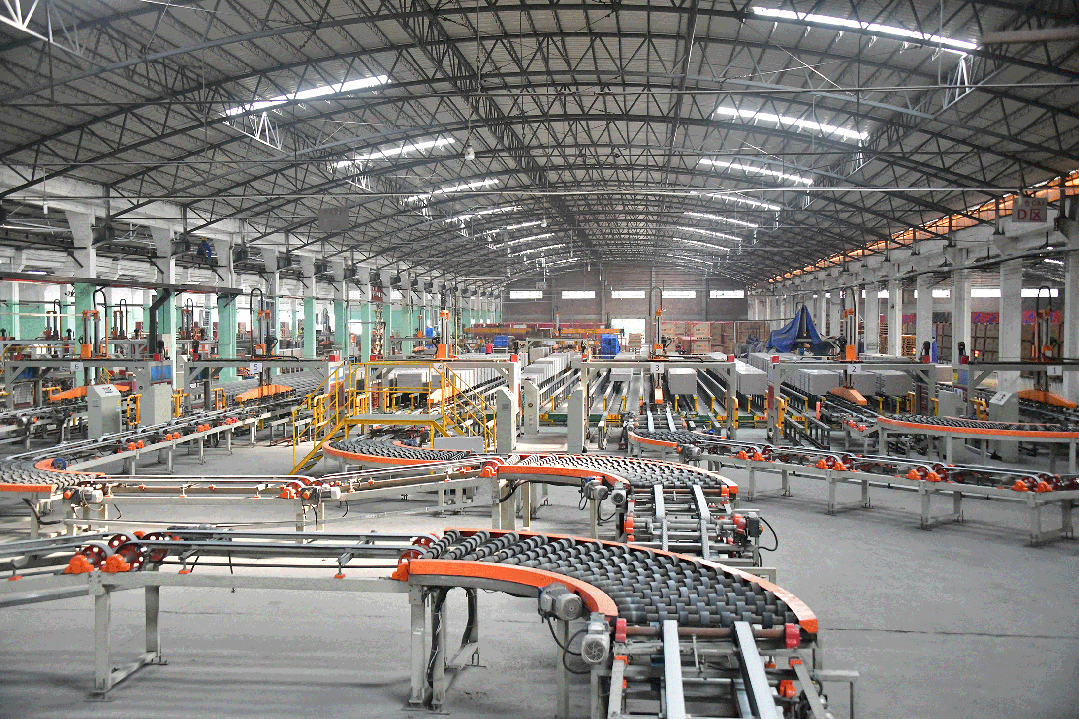 1695372082452003.gif 助力實現(xiàn)雙碳目標|建材行業(yè)碳排放解剖“麻雀”課題組赴東鵬基地調(diào)研5.gif