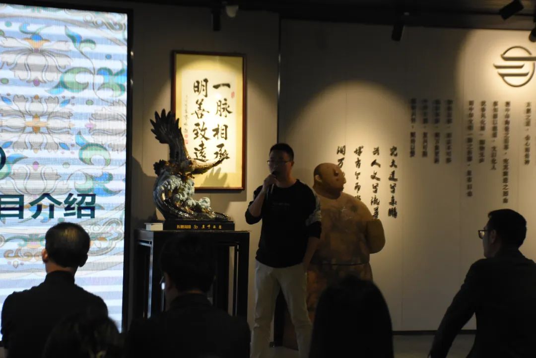 1700785789368819.jpg “龍騰獅舞”陶藝展暨“在地生成”陶瓷廢料循環再用研討會在東鵬總部舉行7.jpg
