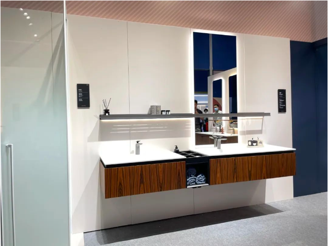 1720503728494860.png image.png