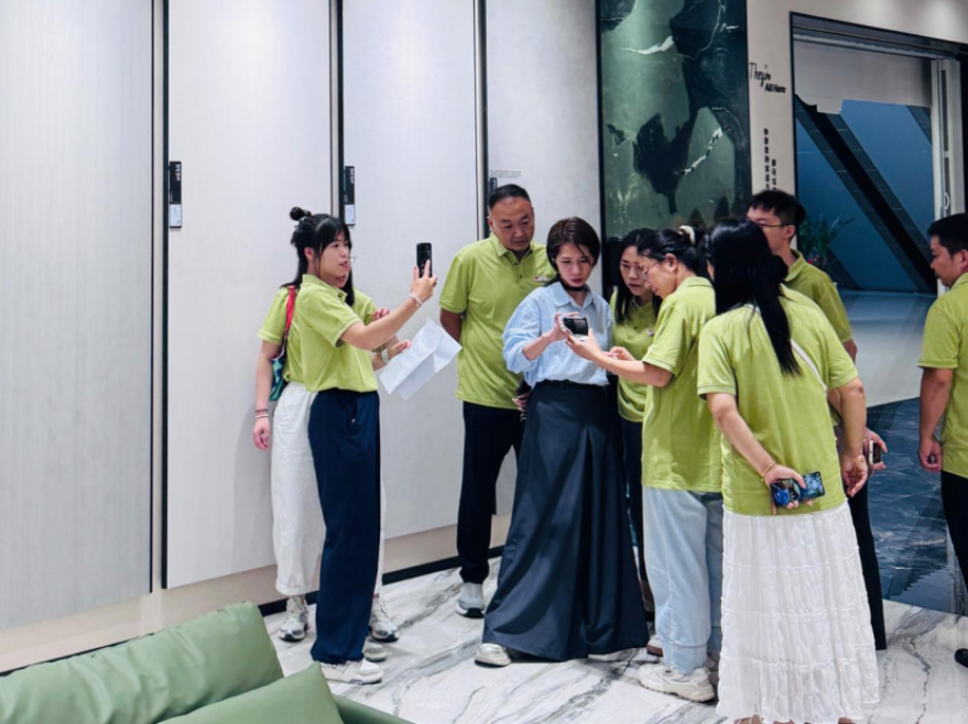 1752471752365502.png caa6bffc60b0a71e1aff823c74bb80c.png