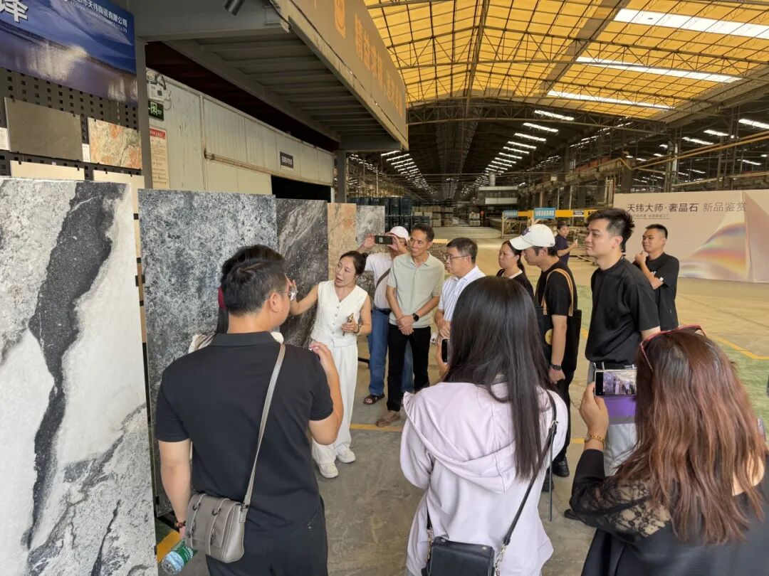 1756523004413722.jpg 4.jpg